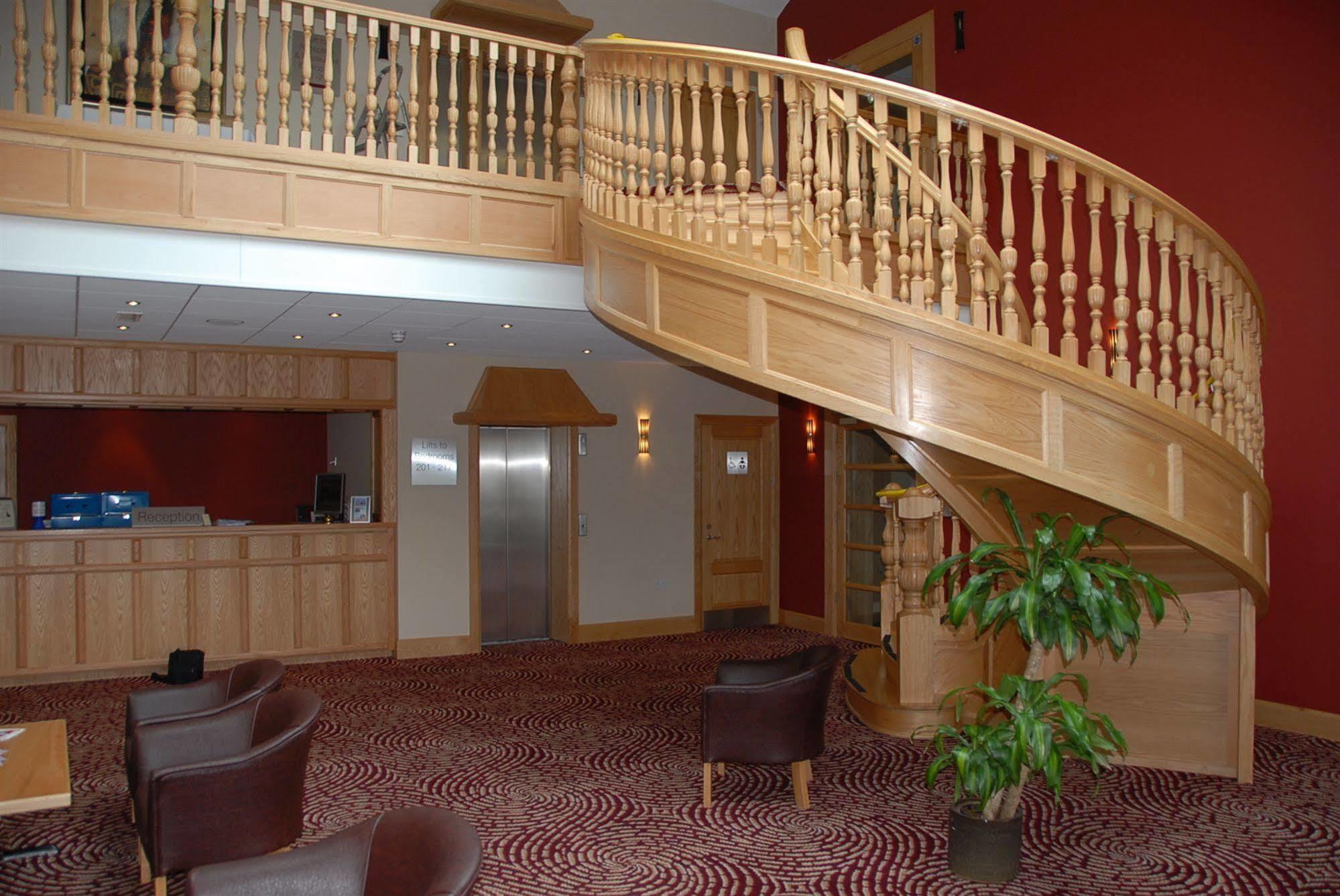 Curran Court Hotel Larne Exterior photo